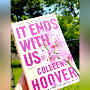 IT ENDS WITH US by Colleen hoover